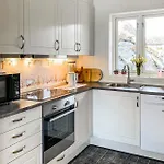 Front In With Kitchen Holiday home
