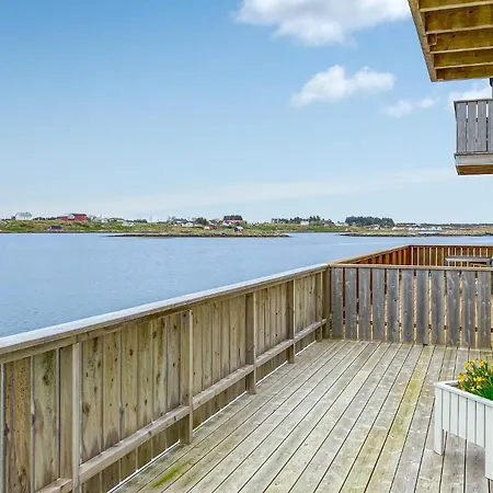 Front In With Kitchen Feriehus *