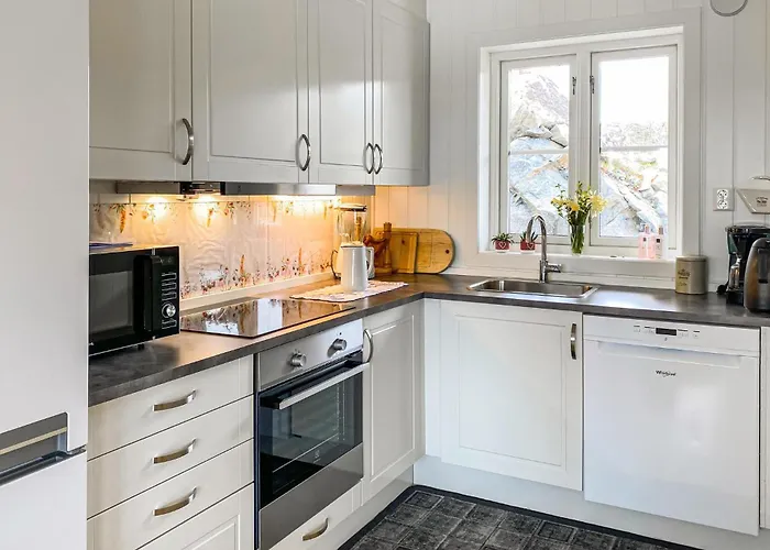 Front In With Kitchen Tatil Evi