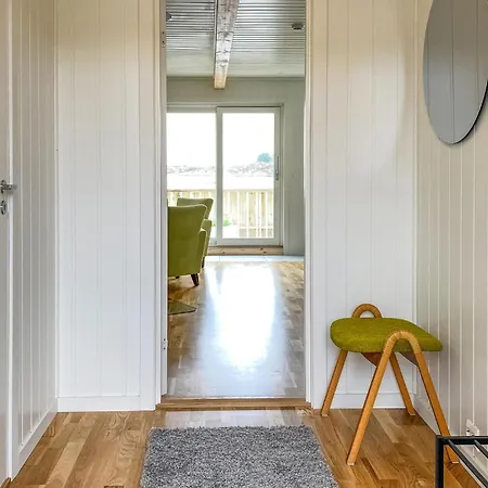 Vakantiehuis Front In With Kitchen Smola