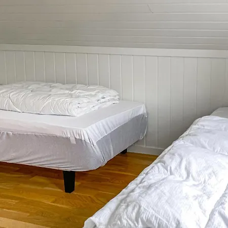 Vakantiehuis Front In With Kitchen